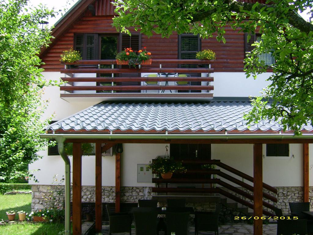 Vila Vuk Plitvicka Jezera Bagian luar foto
